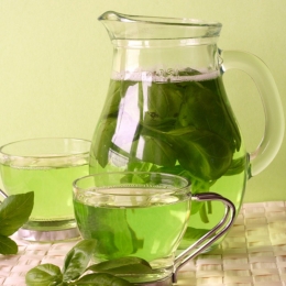 Răceala poate fi combătută cu ceai verde
