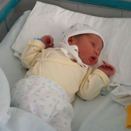 Ştiaţi că un nou-născut la termen are peste 70 de reflexe?