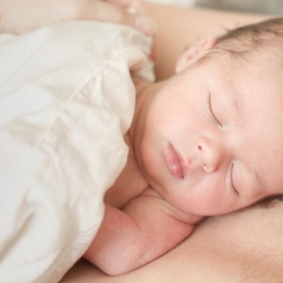 Screening-ul neonatal poate salva bebeluşul dumneavoastră