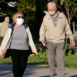 Sindromul post-cădere are legătură cu frica bătrânilor de a mai merge