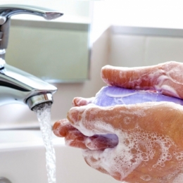 Sunt o mie de motive pentru care trebuie să ne spălăm mai des pe mâini