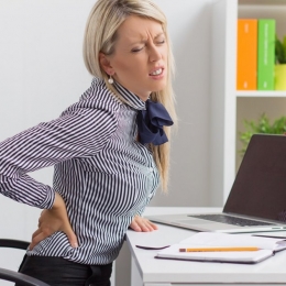 Statul la birou, pericol de tromboză venoasă