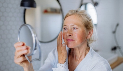 Cremele cu peptide şi retinol dau un refresh tenului