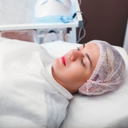 Terapia fotodinamică, recomandată în tratarea multor afecțiuni dermatologice