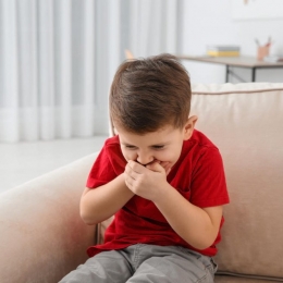 Ulcerul afectează şi copiii. Simptomele apar, în special, după masă