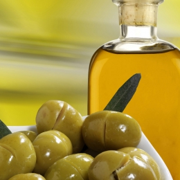 Învaţă să recunoşti uleiul de măsline contrafăcut