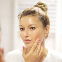 Uleiul pentru bebeluși poate fi folosit și de către adulți