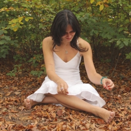 Din ce cauză vi se înnegresc unghiile