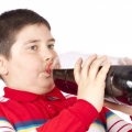 1 litru de băuturi cu îndulcitori pe zi creşte de 10 ori riscul de diabet