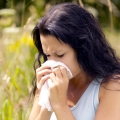 Sezonul alergiilor face ravagii. Alege tratamentul potrivit pentru a învinge simptomele