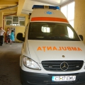 Ambulanţa, solicitată de peste 6.500 de ori într-o zi