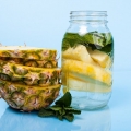 Apa de ananas vă asigură o hidratare mai bună
