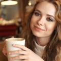 Cafeina, recomandată pentru revitalizarea părului