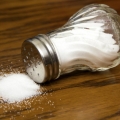 Câtă sare avem voie să înghiţim zilnic?