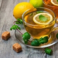 Ceaiul de lămâie, un bun aliat împotriva răcelilor și gripei
