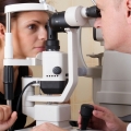 Boala oculară ce afectează în special tinerii
