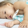 Cum se manifestă pneumonia la copiii mici