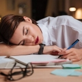 Femeile au un risc de zece ori mai mare decât bărbaţii să facă fibromialgie