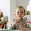 Mare atenţie la alimentaţia copilului mic! Evitaţi pe cât posibil zahărul!