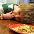 De ce trebuie să mergeţi la pediatru când copilul refuză să mănânce