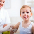 Cât mai ajunge vaccinul antirujeolic de la Ministerul Sănătăţii şi care este situaţia în maternităţi