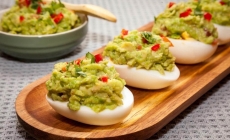 Ouăle, avocado și unele lactate sunt alimente bogate în lecitină
