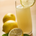 Ce beneficii se ascund într-o limonadă răcoroasă