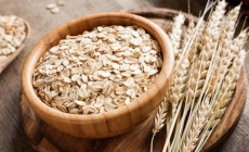 Măștile cu ovăz, miere și iaurt sunt ideale pentru îngrijirea mâinilor