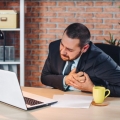 Bătăile neregulate ale inimii cresc riscul de apariție a stopului cardiac