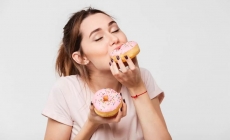 Mare atenție! Poftele de dulce pot fi, uneori, semne de prediabet