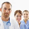 Sanitas cere salarii mai mari cu 25% pentru medici