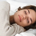 Care sunt avantajele somnului segmentat