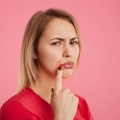 Stomatita aftoasă duce la complicații dacă nu este tratată corespunzător