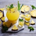 Sucul de ananas, merișoare și pere vă ajută să slăbiți