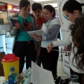Adolescenţii constănţeni şi-au testat glicemia la centrul comercial Maritimo