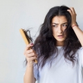 Uleiul de chimen negru poate combate căderea părului
